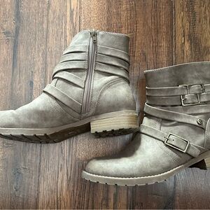 Guess Women's Taupe Ankle Booties